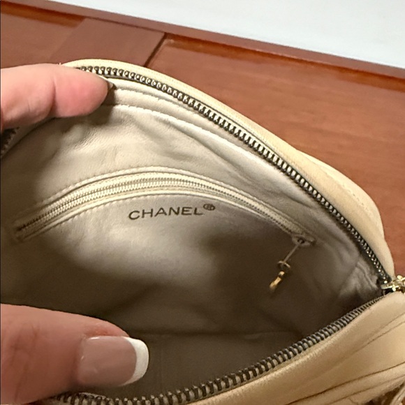 Chanel Beige Quilted Crossbody Bag with Gold Chain - Picture 7 of 15